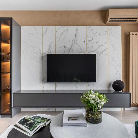 Urbanstay Suites - Prime Location Designer Suite Bukarest Eksteriør billede